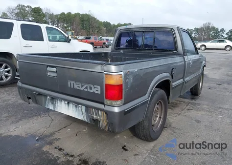 1991 Mazda B2600 Short Body z USA, uszkodzony, nr VIN JM2UF1141M0117028